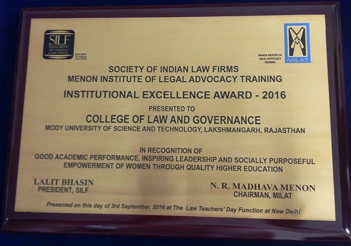 Award 2 720x505 College of Law and Governance has been selected and conferred with the Best Institution Award